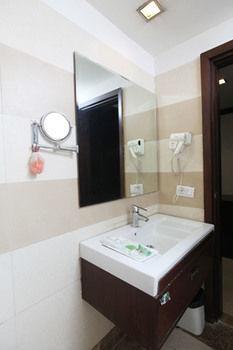 Oyo Rooms Malviya Nagar Market Nuova Delhi Esterno foto