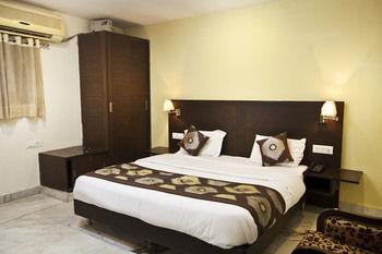 Oyo Rooms Malviya Nagar Market Nuova Delhi Esterno foto