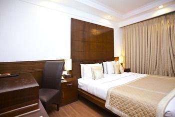Oyo Rooms Malviya Nagar Market Nuova Delhi Esterno foto